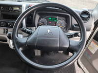 三菱ふそうキャンター平ボディ小型（2t・3t）[写真27]