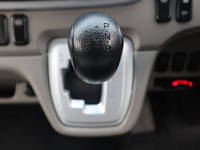 三菱ふそうキャンター平ボディ小型（2t・3t）[写真28]