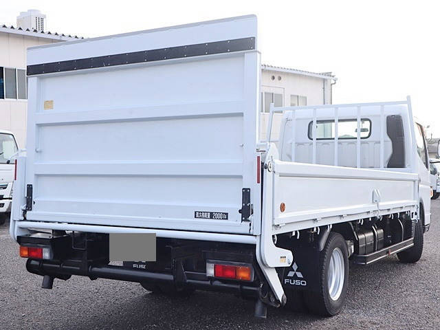 三菱ふそうキャンター平ボディ小型（2t・3t）[写真04]