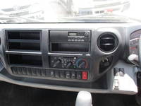 日野デュトロ平ボディ小型（2t・3t）[写真15]