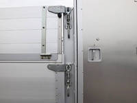 トヨタダイナアルミブロック小型（2t・3t）[写真15]