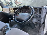 いすゞエルフ冷凍車（冷蔵車）小型（2t・3t）[写真31]