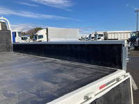 日野デュトロ平ボディ小型（2t・3t）[写真14]