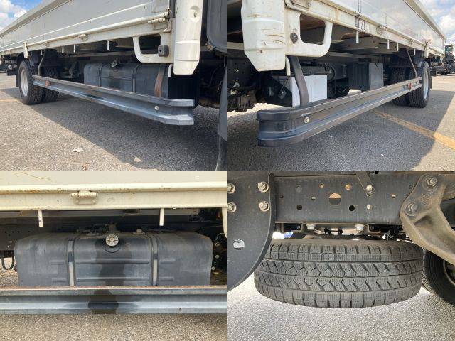 日野デュトロ平ボディ小型（2t・3t）[写真18]