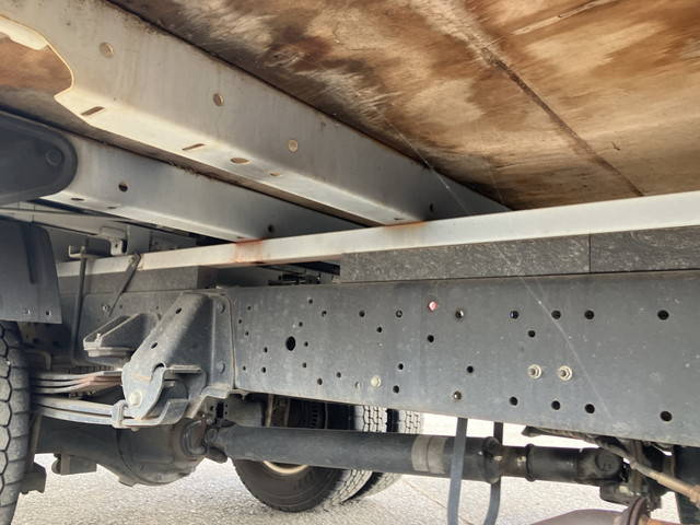 日野デュトロ平ボディ小型（2t・3t）[写真19]