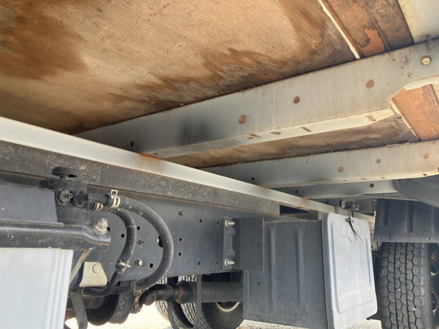 日野デュトロ平ボディ小型（2t・3t）[写真20]