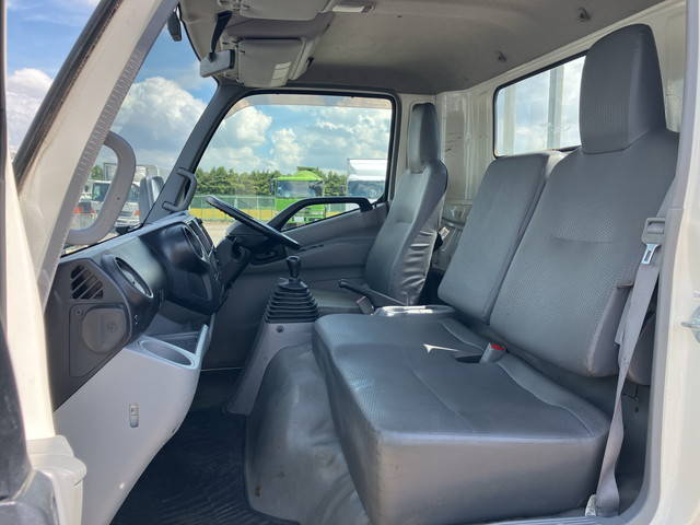 日野デュトロ平ボディ小型（2t・3t）[写真26]