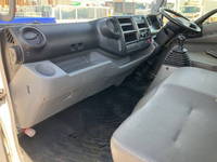 日野デュトロ平ボディ小型（2t・3t）[写真28]