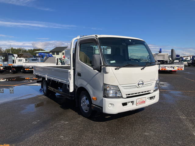 日野デュトロ平ボディ小型（2t・3t）[写真03]