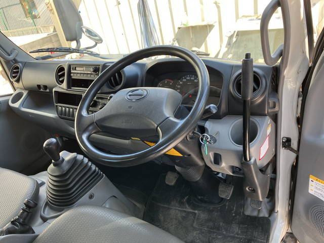 日野デュトロ高所作業車小型（2t・3t）[写真34]