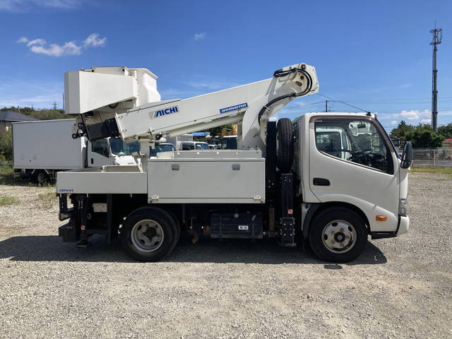 日野デュトロ高所作業車小型（2t・3t）[写真07]