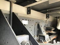 いすゞエルフ冷凍車（冷蔵車）小型（2t・3t）[写真22]