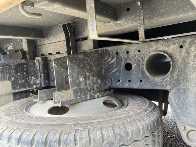 三菱ふそうキャンターダンプ小型（2t・3t）[写真13]