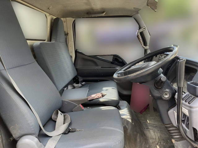 三菱ふそうキャンターダンプ小型（2t・3t）[写真23]