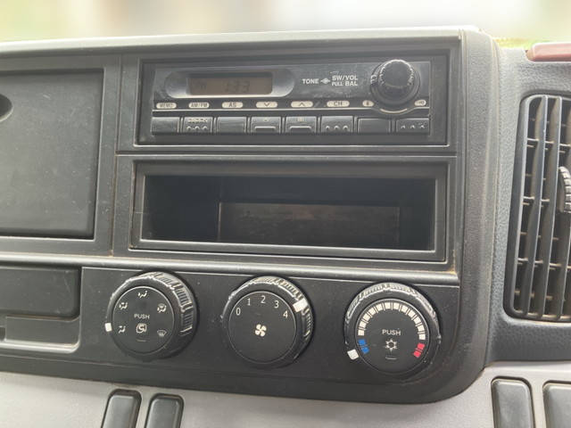 三菱ふそうキャンターダンプ小型（2t・3t）[写真29]