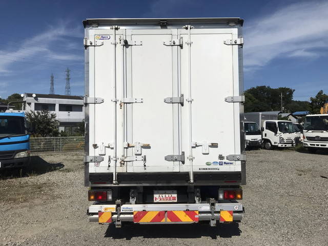 いすゞエルフ冷凍車（冷蔵車）小型（2t・3t）[写真10]