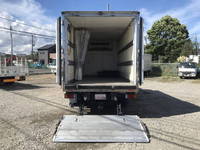 いすゞエルフ冷凍車（冷蔵車）小型（2t・3t）[写真11]