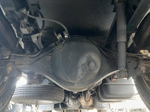 いすゞエルフ冷凍車（冷蔵車）小型（2t・3t）[写真27]