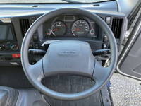 いすゞエルフ冷凍車（冷蔵車）小型（2t・3t）[写真36]