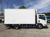 いすゞエルフ冷凍車（冷蔵車）小型（2t・3t）[写真07]