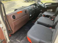 日野レンジャー冷凍車（冷蔵車）中型（4t）[写真30]