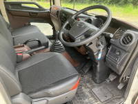 日野レンジャー冷凍車（冷蔵車）中型（4t）[写真31]