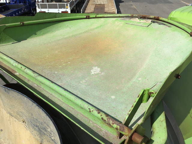 三菱ふそうスーパーグレートミキサー車（コンクリートミキサー）大型（10t）[写真17]