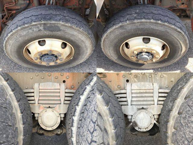 三菱ふそうスーパーグレートミキサー車（コンクリートミキサー）大型（10t）[写真22]