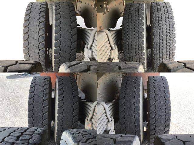 三菱ふそうスーパーグレートミキサー車（コンクリートミキサー）大型（10t）[写真23]