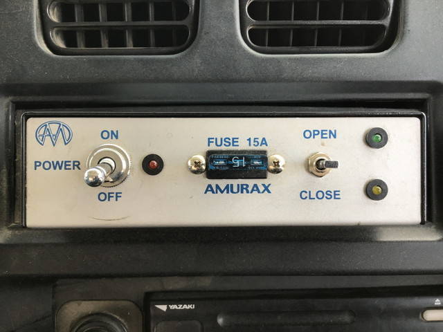 三菱ふそうスーパーグレートミキサー車（コンクリートミキサー）大型（10t）[写真38]