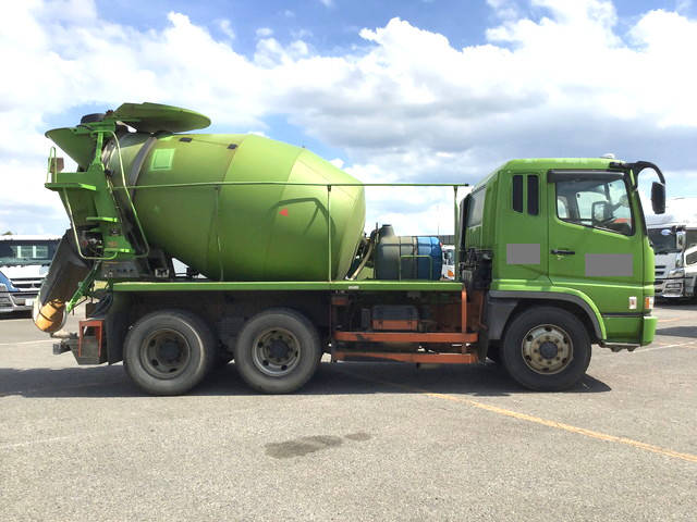 三菱ふそうスーパーグレートミキサー車（コンクリートミキサー）大型（10t）[写真06]