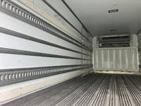 いすゞフォワード冷凍車（冷蔵車）中型（4t）[写真07]