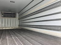 いすゞフォワード冷凍車（冷蔵車）中型（4t）[写真08]