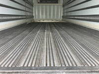 いすゞフォワード冷凍車（冷蔵車）中型（4t）[写真09]