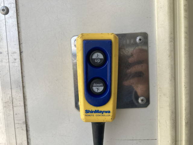 日野デュトロ冷凍車（冷蔵車）小型（2t・3t）[写真14]