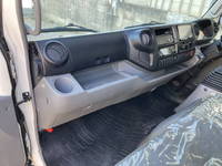 日野デュトロ冷凍車（冷蔵車）小型（2t・3t）[写真31]