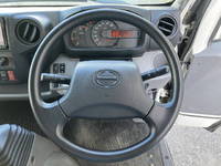 日野デュトロ冷凍車（冷蔵車）小型（2t・3t）[写真34]