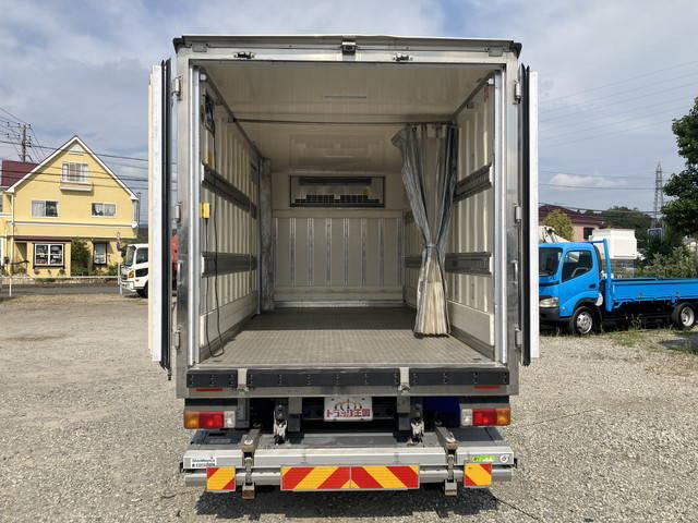 日野デュトロ冷凍車（冷蔵車）小型（2t・3t）[写真09]