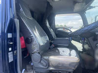 いすゞフォワードユニック5段中型（4t）[写真26]