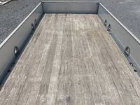 いすゞフォワードユニック5段中型（4t）[写真09]