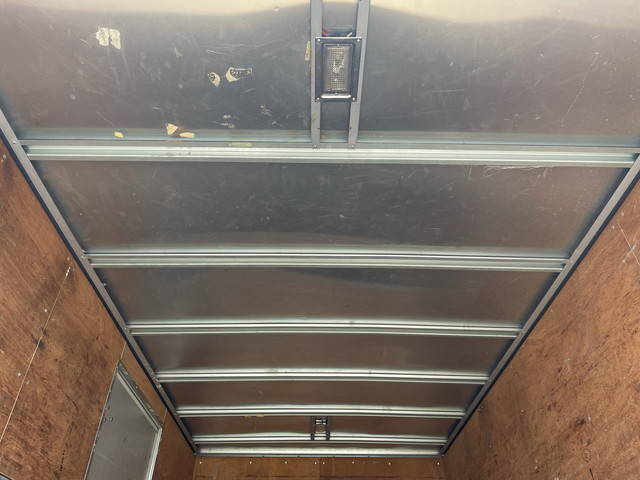 日野デュトロアルミバン小型（2t・3t）[写真13]