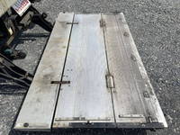 日野デュトロアルミバン小型（2t・3t）[写真18]