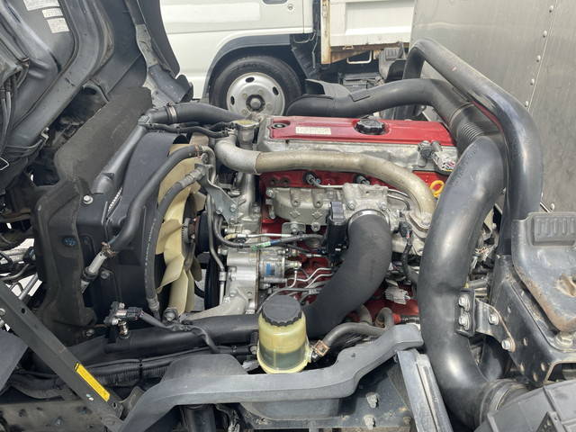 日野デュトロアルミバン小型（2t・3t）[写真28]