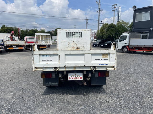 マツダタイタンダンプ小型（2t・3t）[写真09]