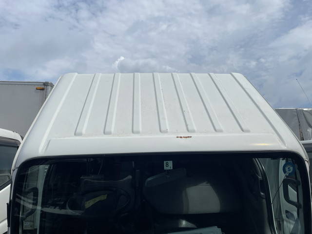 いすゞエルフ平ボディ小型（2t・3t）[写真10]