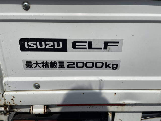 いすゞエルフ平ボディ小型（2t・3t）[写真17]