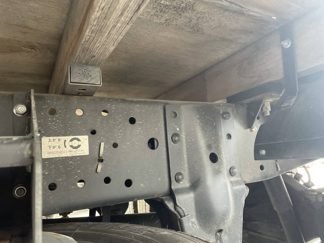 いすゞエルフ平ボディ小型（2t・3t）[写真22]