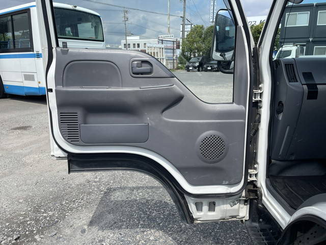 いすゞエルフ平ボディ小型（2t・3t）[写真26]