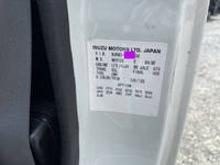 いすゞエルフ平ボディ小型（2t・3t）[写真38]