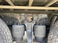 UDトラックスクオンアルミウイング大型（10t）[写真16]